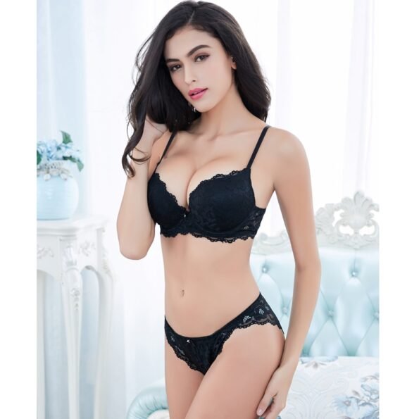 Solid Flower Three Quarters Lace Bra Set-13203